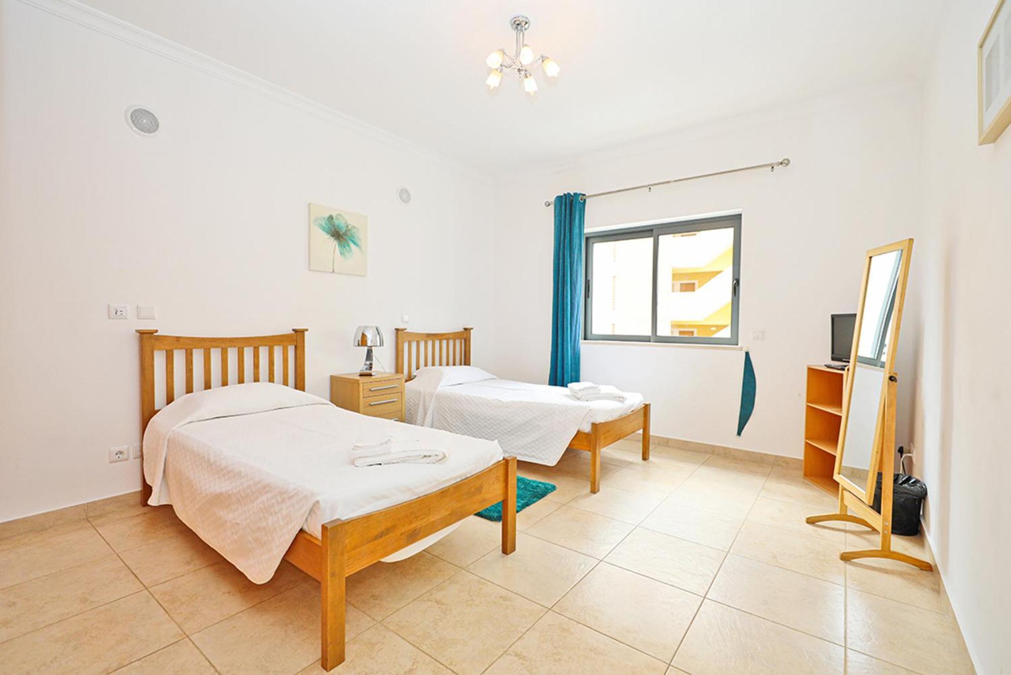Lagos Central Wellness Szoba fotó